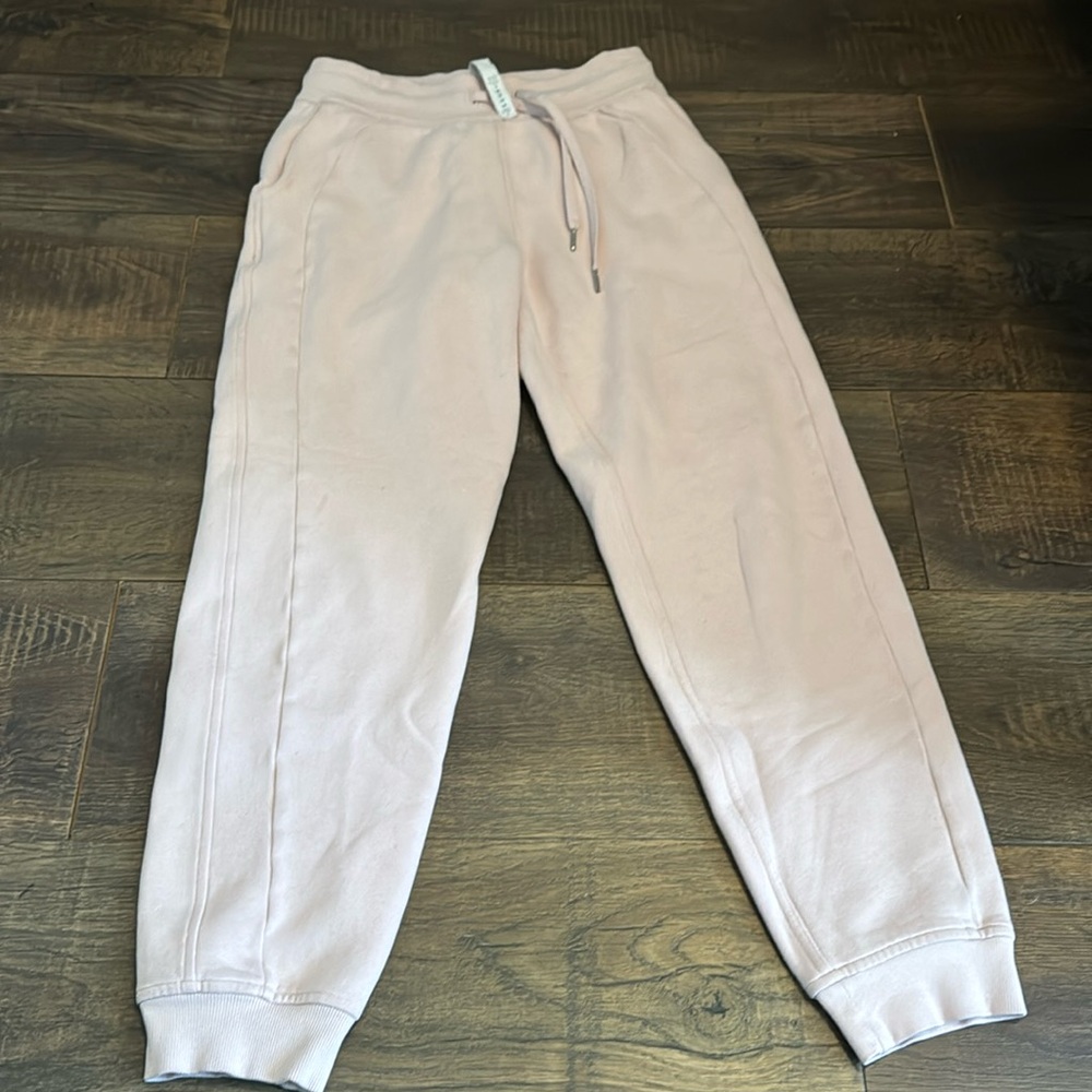 Women’s Lululemon sweatpants NWOT